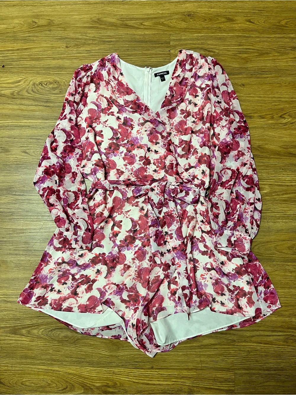 Express Floral Wrap-Style Long Sleeve Romper Red Pink Romantic Feminine Size XL